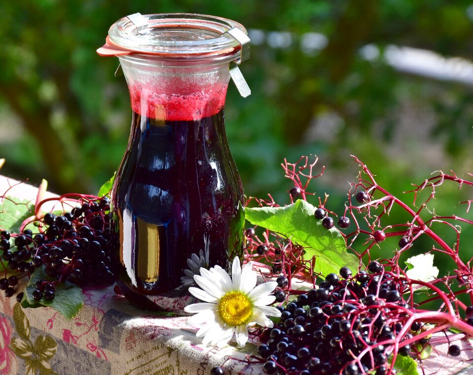Juice fruits black elderberry