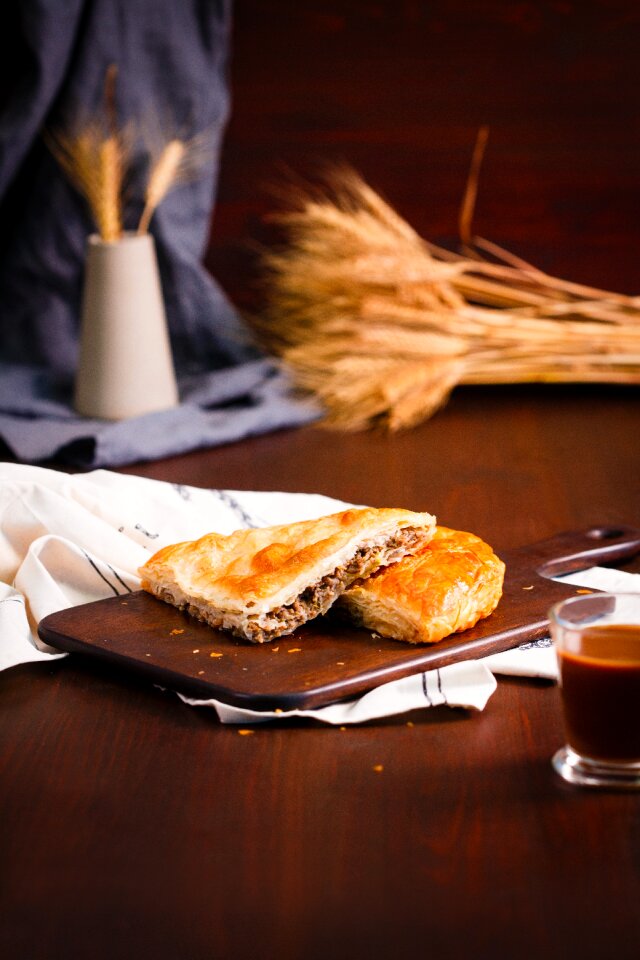 Balkanic pie pie with meat placenta