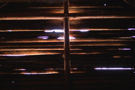 Light peek leaks
