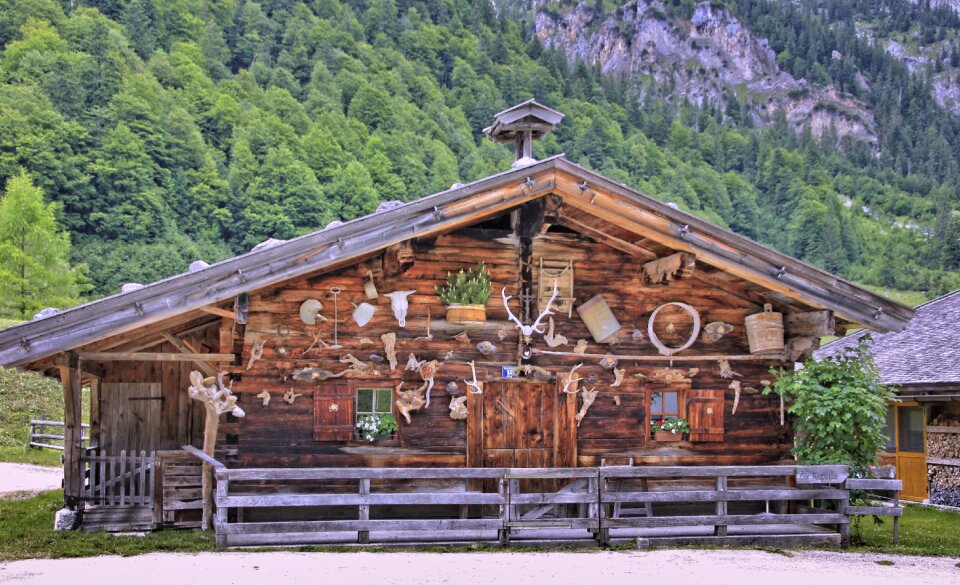 Bungalow nature mountain