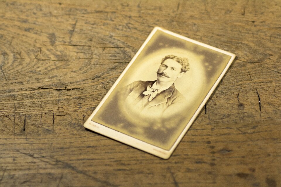 Vintage portrait old picture