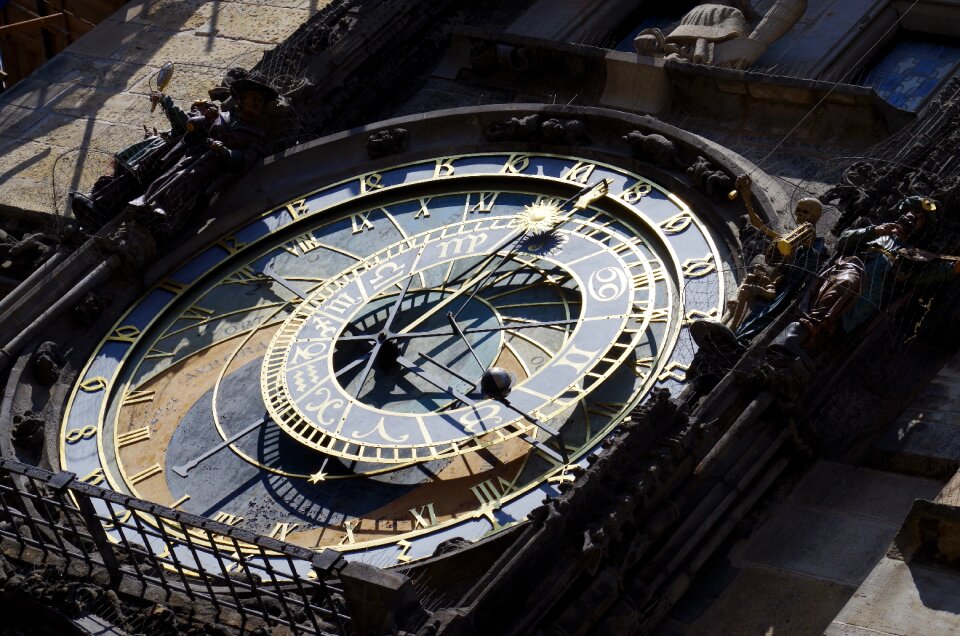 City hours antiquities