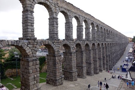 Segovia aqueduct architecture