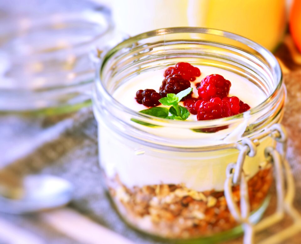 Yogurt dessert berries