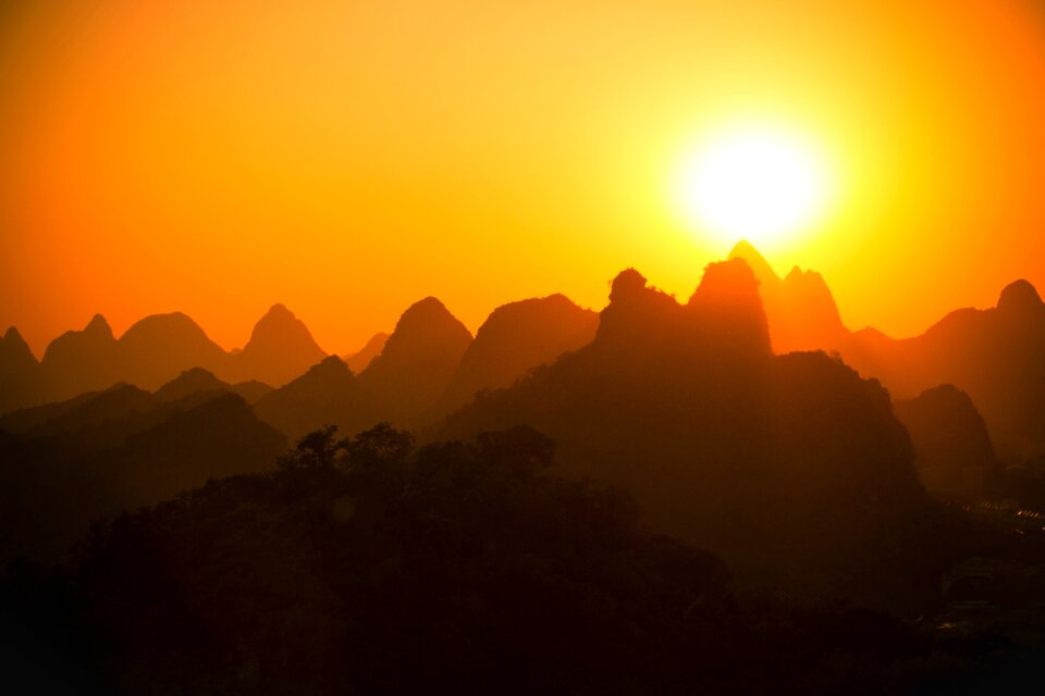 Silhouette shadow climb