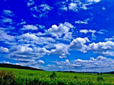Field meadow cloud
