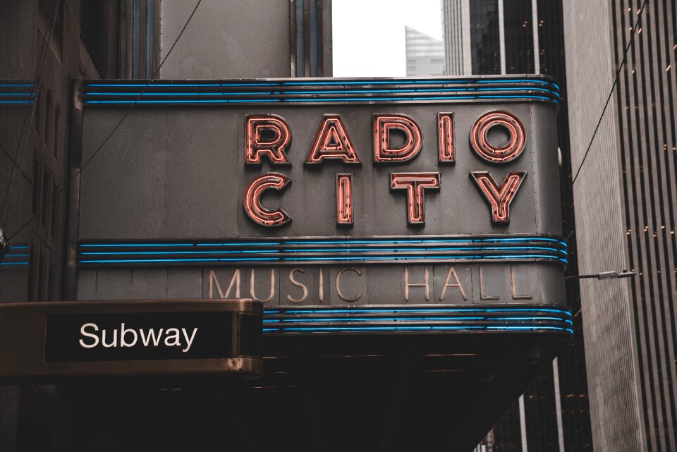 Landmark radio city