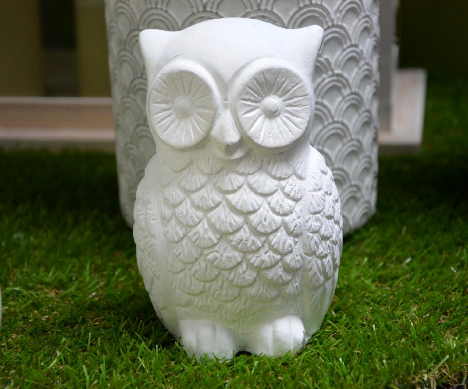 Plaster white object