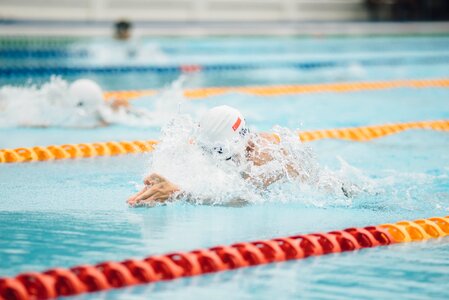 Swimming sports race