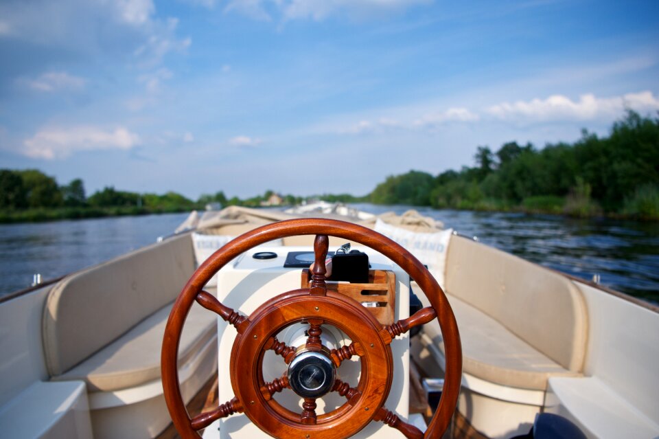 Boat summer transportation system