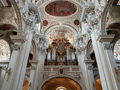Church architecture symmetrical