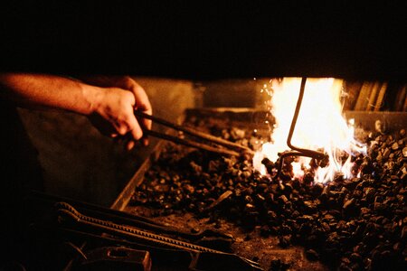 Smith blacksmith heat