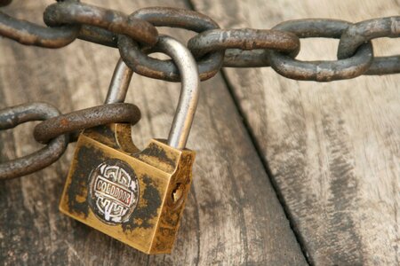 Lock chain safety photo