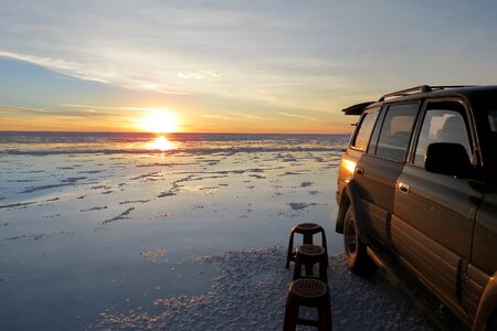 Landscape uyuni salar quiet vehicle twilight