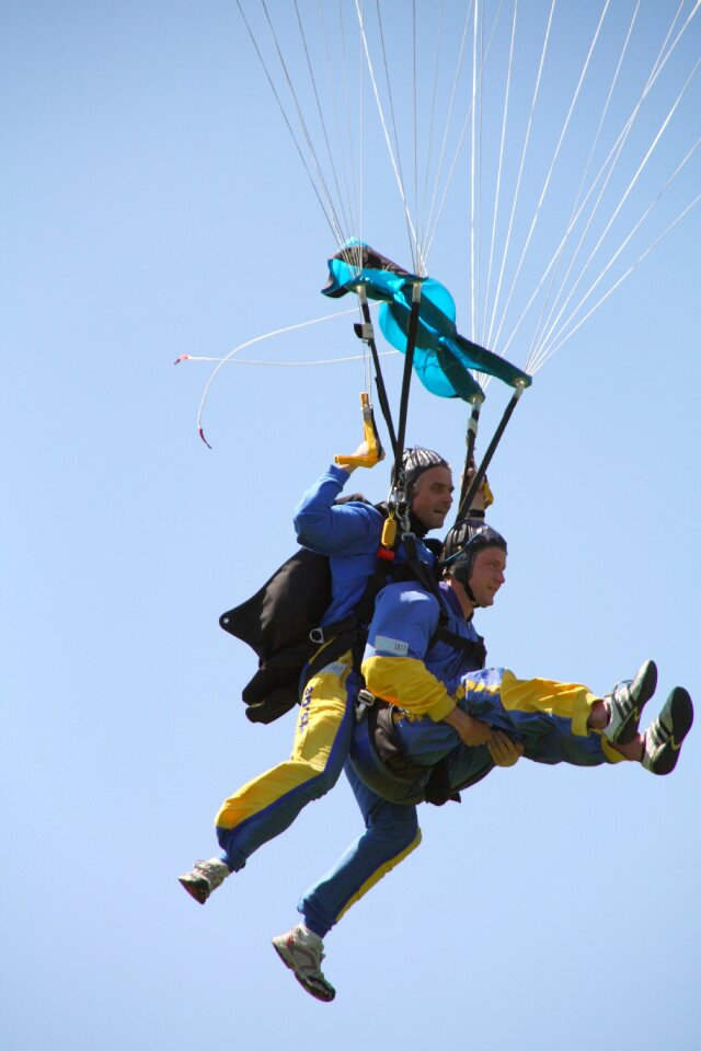 Paratrooper pleasure jump
