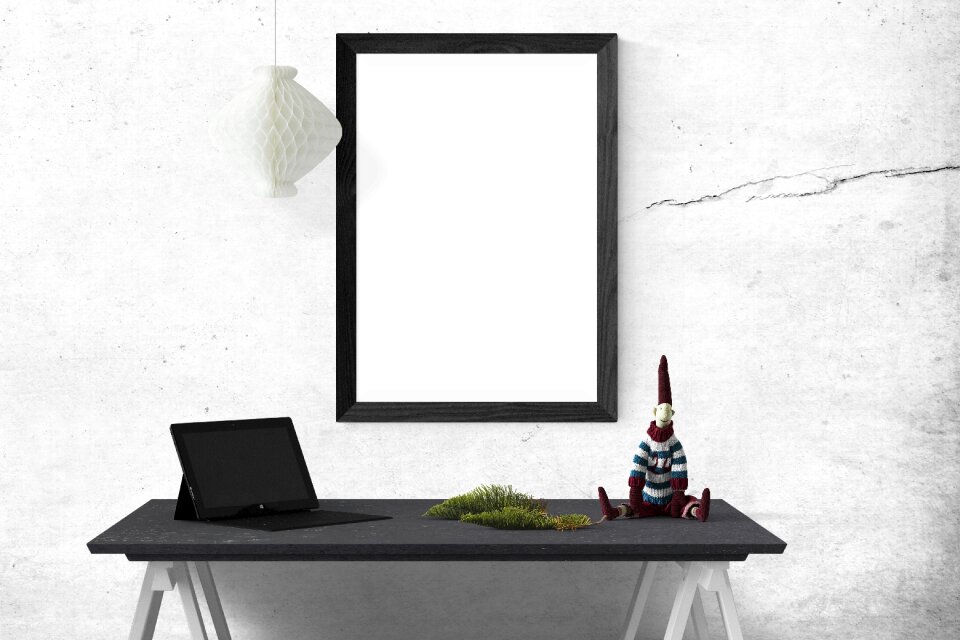 Interior frame mock