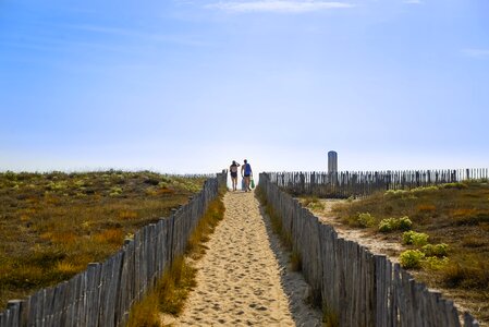 Path dunes person