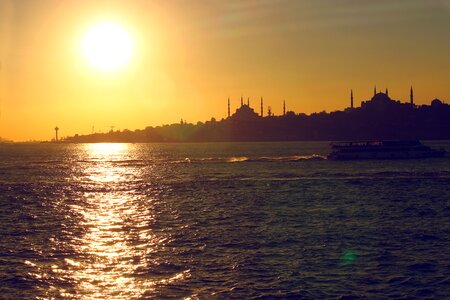 Istanbul gün batimi orhan akaydin