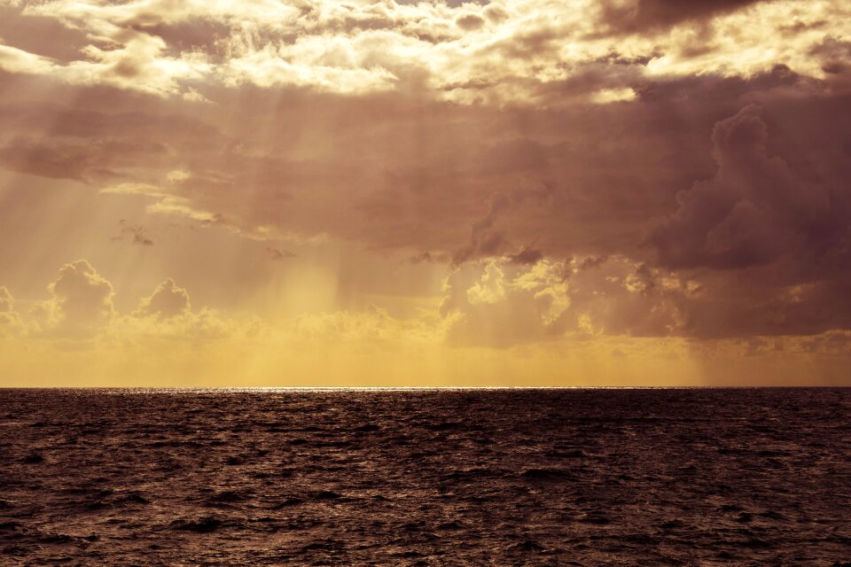 Afternoon sunset horizon