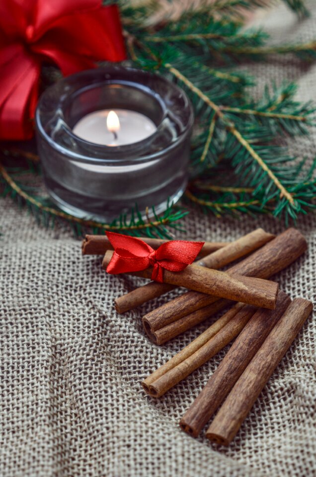 Jute holiday decoration