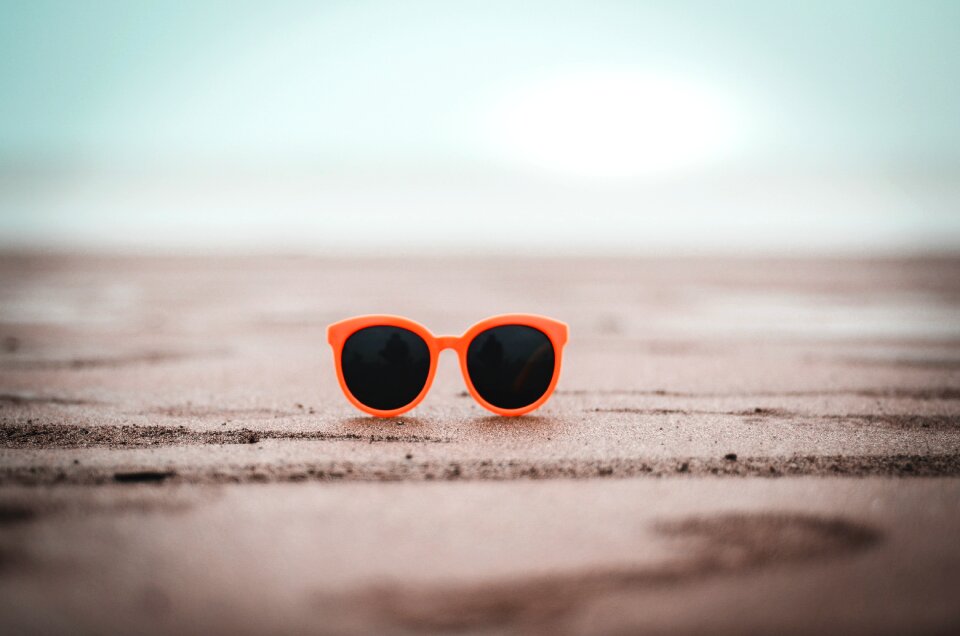 Sand sun sea leg