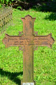 Whalers cemetery iron cross cross