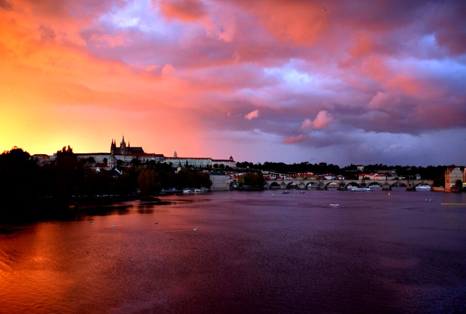 Panorama prague castle light