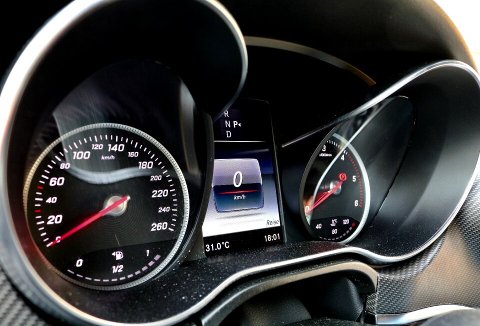 Speedometer ad mileage