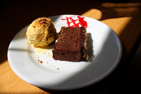 Plate cake sugar