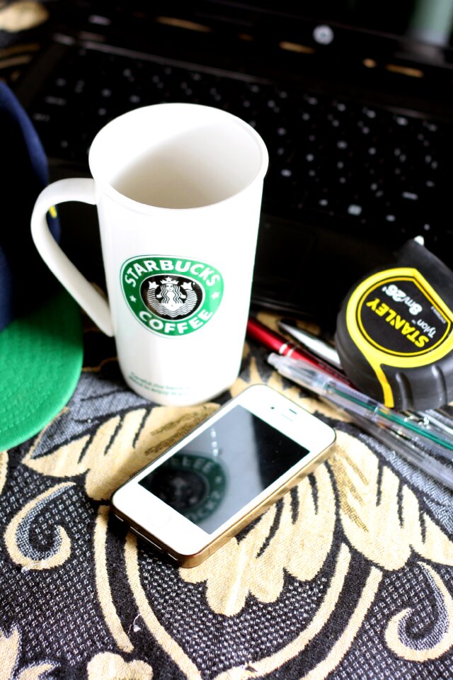 Smartphone mobile mug