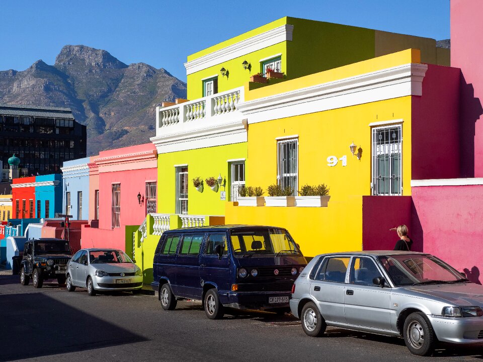 House building city