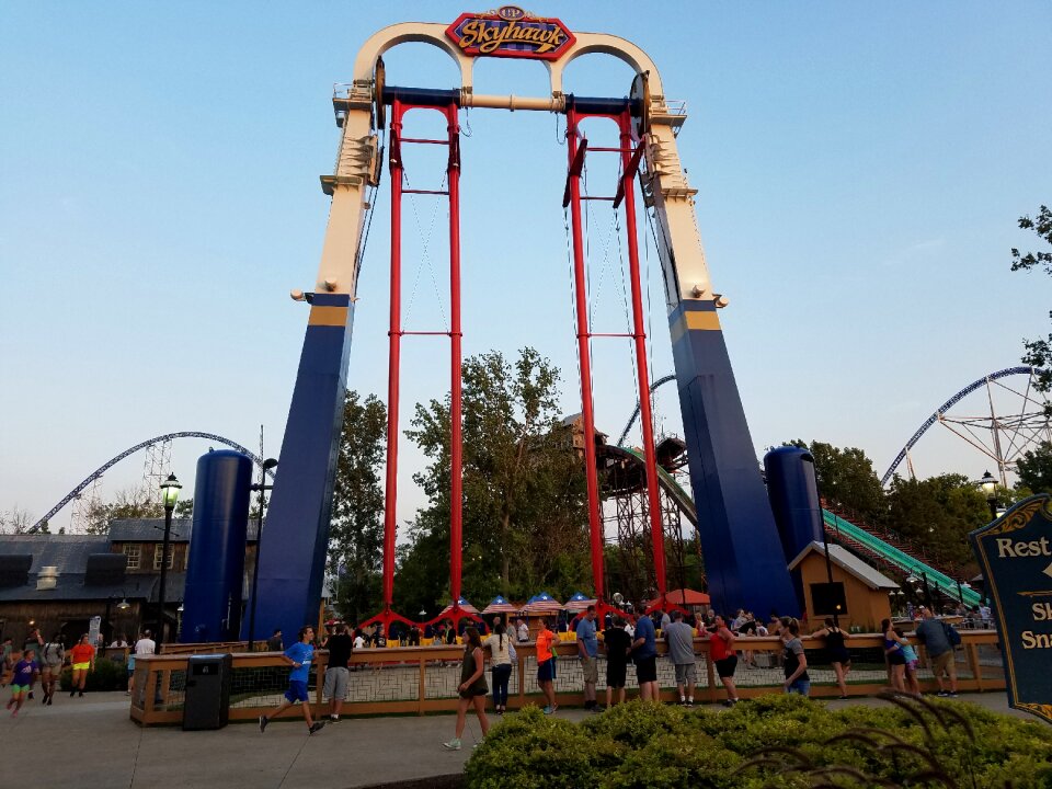 Summer amusement air