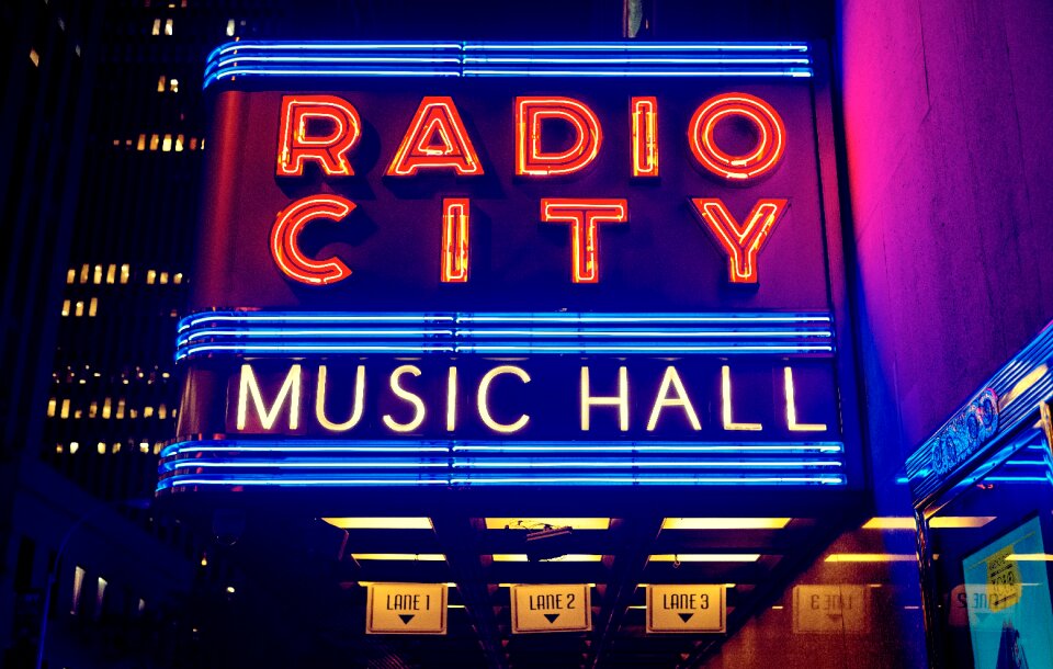 Signage radio station