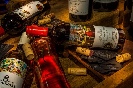 Wine container brown wine
