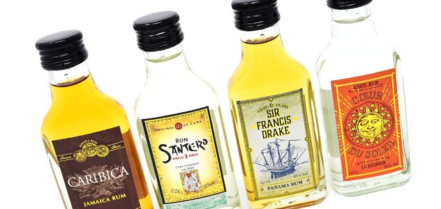 Different origin alcoholic beverage drink