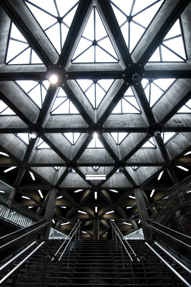Structure establishment stairs