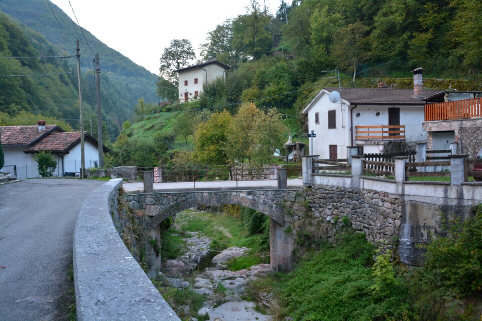 The european path e5 lessinia