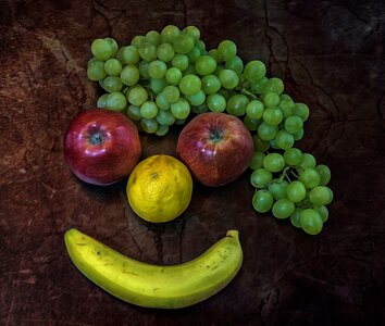 Grapes apple lemon