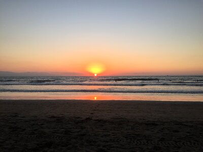 Sea sun setting sun