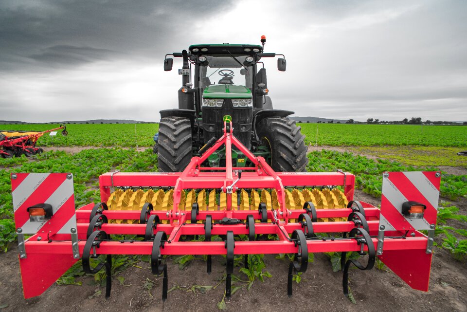 Tillage agriculture commercial vehicle