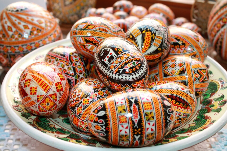 Pysanka christ is risen ukraine