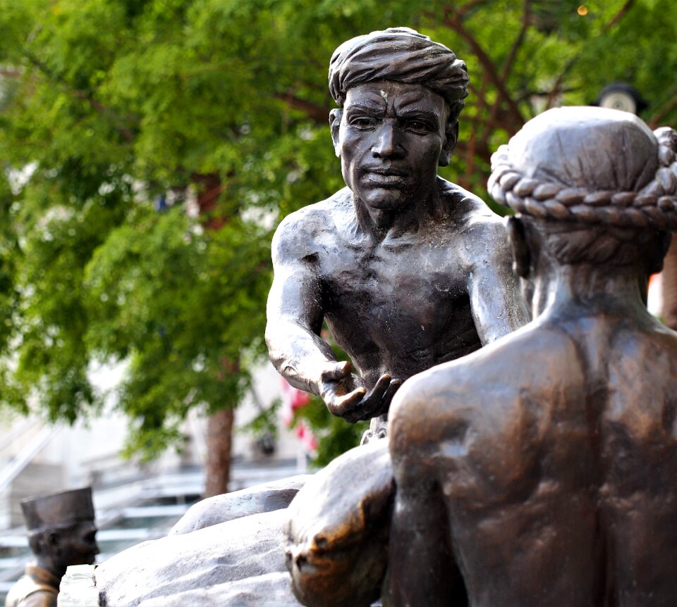 Art bronze monument