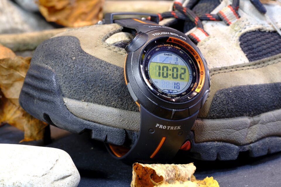 Trekkinguhr stopwatch protrek
