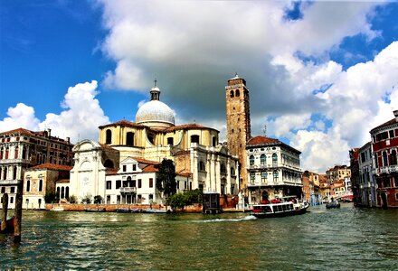 Water venice historic building