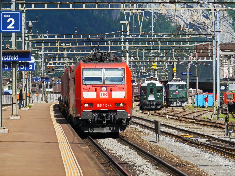 German train gotthard ramp speditionszug