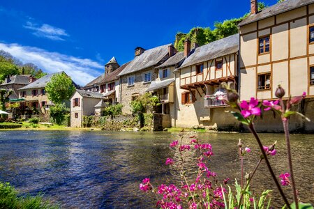Building travel tourism