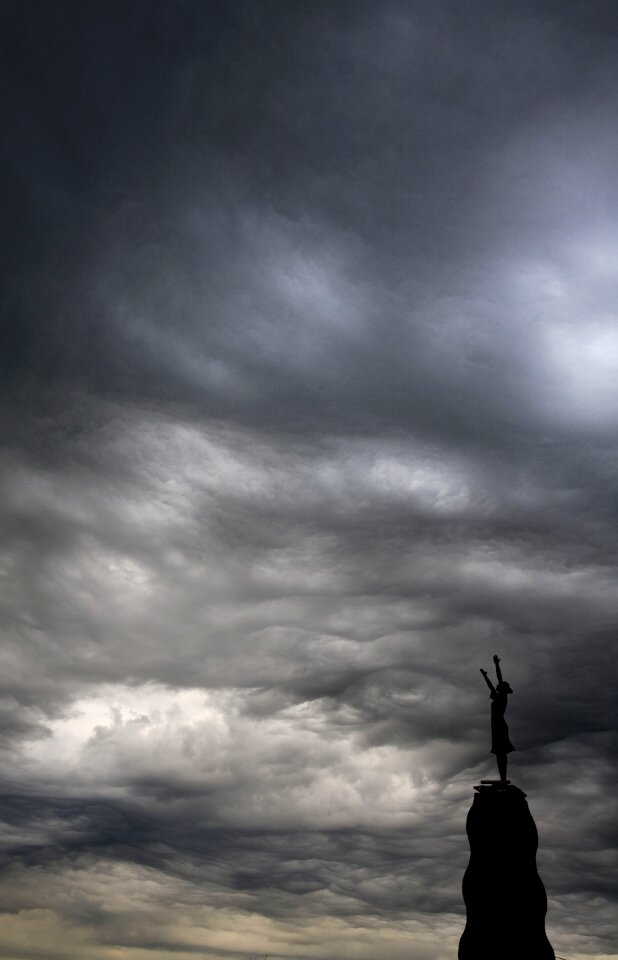 çaycuma cloud silhouette