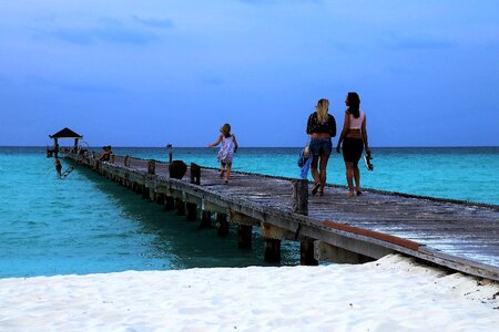 The pier beach wind photo