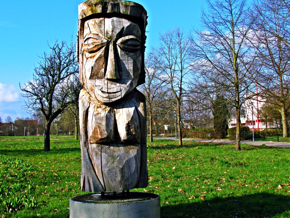 Wooden statue wooden figures
