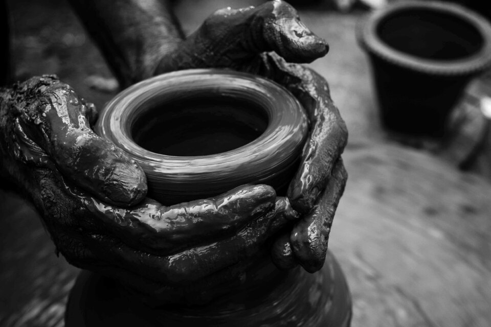 Craftsman handwork sculpt